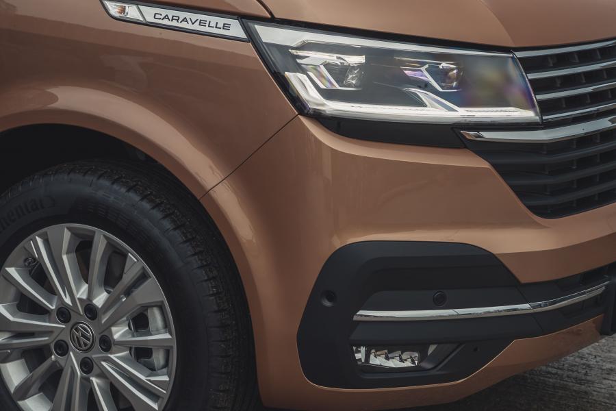 Детали экстерьера Volkswagen Caravelle (T6.1) 2020 года  (UK) (фото 17 из 38)